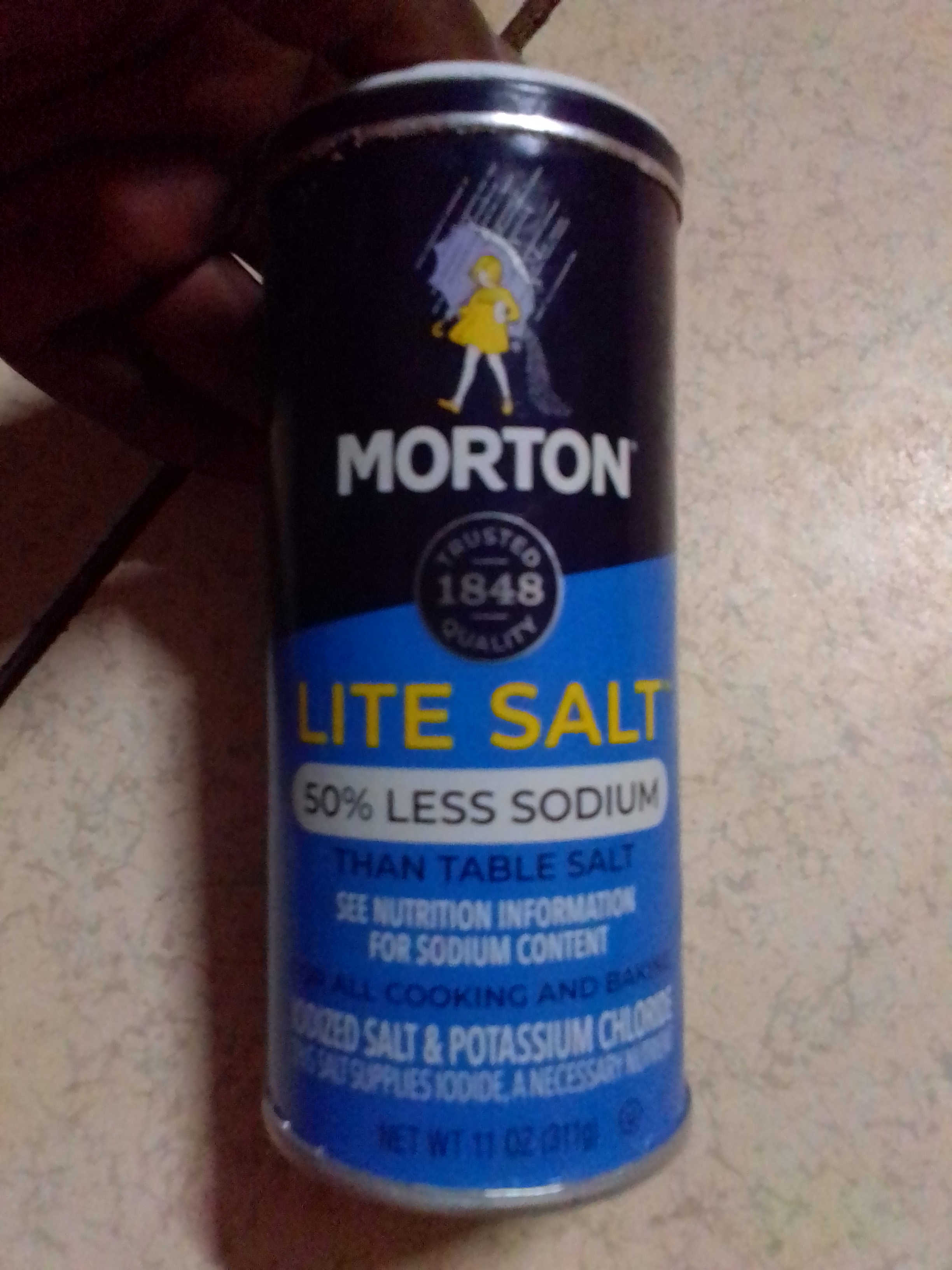 Vente de sucre édulcorant Sucre consommable par les Diabétiques
Du Sel sans sel et du Sel alléger au Sodium
Des vitamines de glucose etc...