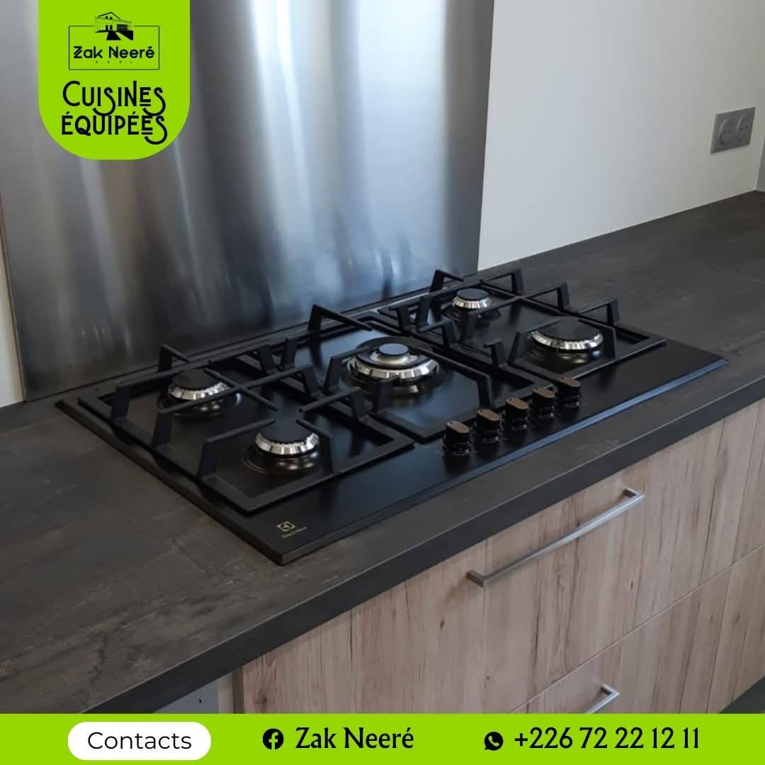 Cuisines équipées Vous recherchez des professionnels pour vous faire une cuisine équipée un seul numéro 72 22 12 11