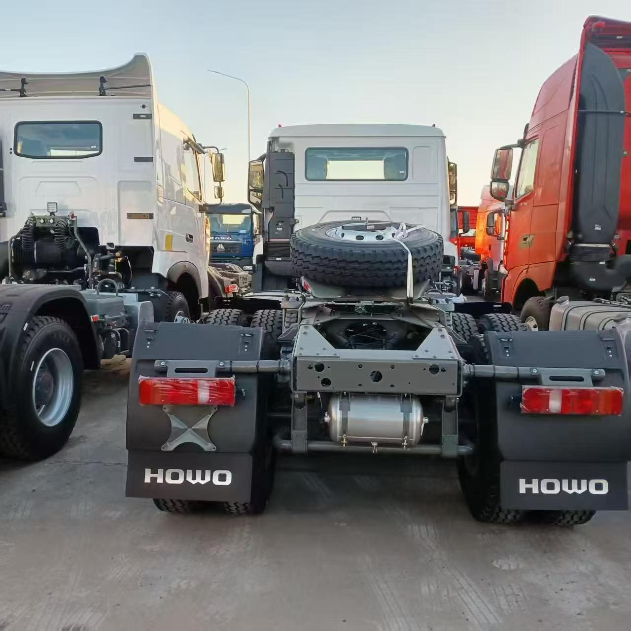 Camion à vendre en chine Marque: Tracteur HOWO NX 6x4
Modèle: ZZ4257V344JB1
Moteur: Moteur WP12S430E201, moteur Weichai 430 hp Norme II
Cabine: Cabine HOWO H77L, Bunk Simple, Climatisation, Siège Principal à Airbag
Transmission: Transmission HW19710
Essieu de transmission: Essieu arrière double MCX16ZG (Tambour), Rapport de transmission 4.803
Essieu avant: Essieu avant VGD95 (Tambour)
Pneus: Pneus tubeless 315/80R22.5
Direction: Direction Bosch
ABS: Pas d