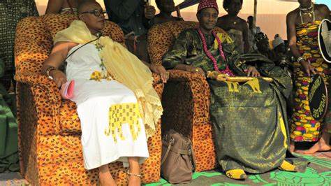 Un Homme de Cœur et de Pouvoir - WhatsApp +229 01 618 785 89 Le Grand Maître Voyant DJEGBA est très reconnu pour son honnêteté, sa sagesse et sa grande efficacité. Depuis des années, il aide des personnes de tous les âges et de tous les pays à résoudre leurs problèmes : dettes, malchance, amour, travail, blocages ou maladies spirituelles. Grâce à ses dons puissants et à ses connaissances occultes, il apporte des solutions rapides et durables, sans demander de sacrifices ni conditions impossibles.
Maître marabout DJEGBA travaille avec respect, sans distinction de religion, de races ou de situation. Il est toujours à l’écoute, il donne de bons conseils et surtout agit avec bonté. Ceux qui l